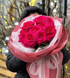 Букет "Манижа" из 9 голландских роз в оформлении