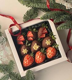 Клубничный бокс "Нивея"